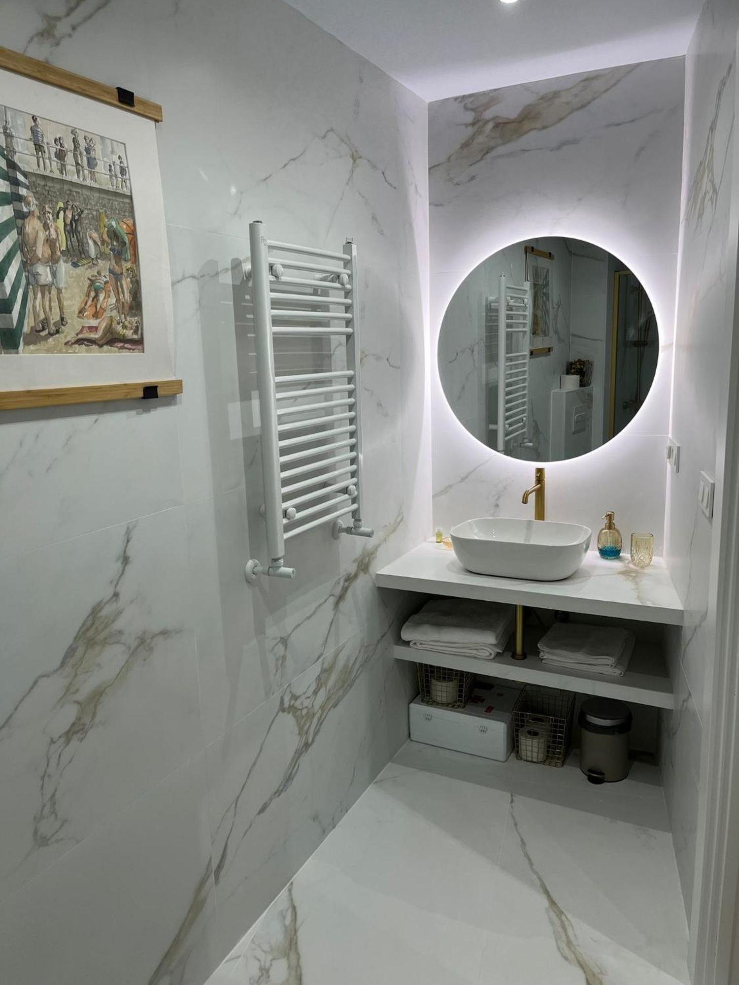 Apartamento Salsipuedes-La Catedral オビエド エクステリア 写真